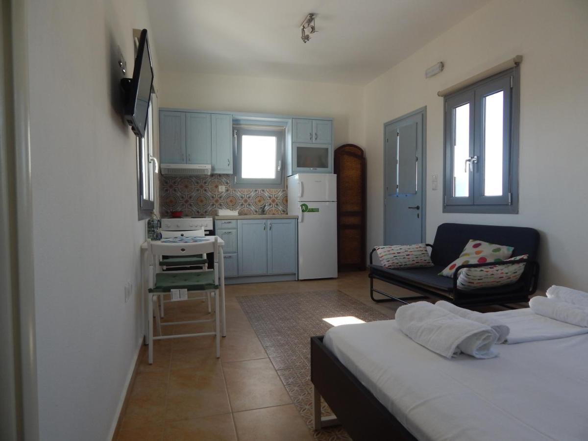 ميكري فيغلا Armonia Studios, Apartments & Villa المظهر الخارجي الصورة