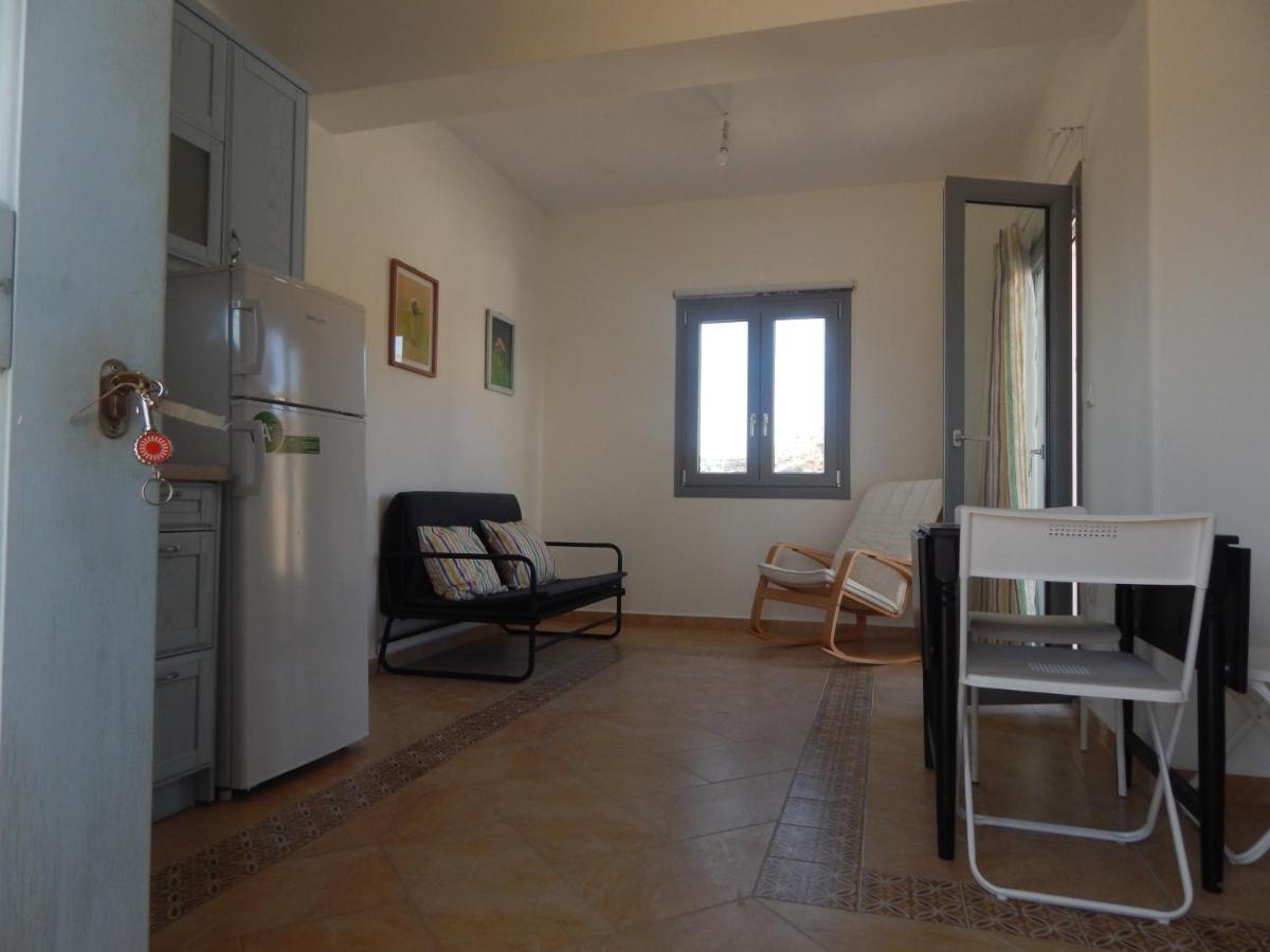 ميكري فيغلا Armonia Studios, Apartments & Villa المظهر الخارجي الصورة