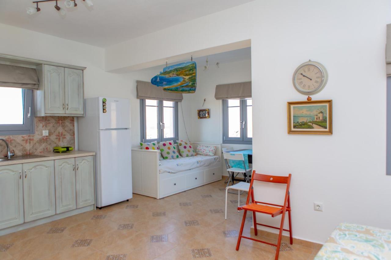 ميكري فيغلا Armonia Studios, Apartments & Villa المظهر الخارجي الصورة